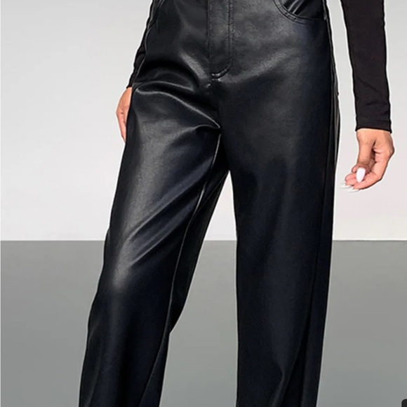 Commense-High waisted Faux Leather pants , Size Small, currently on website NWT - Picture 3 of 11